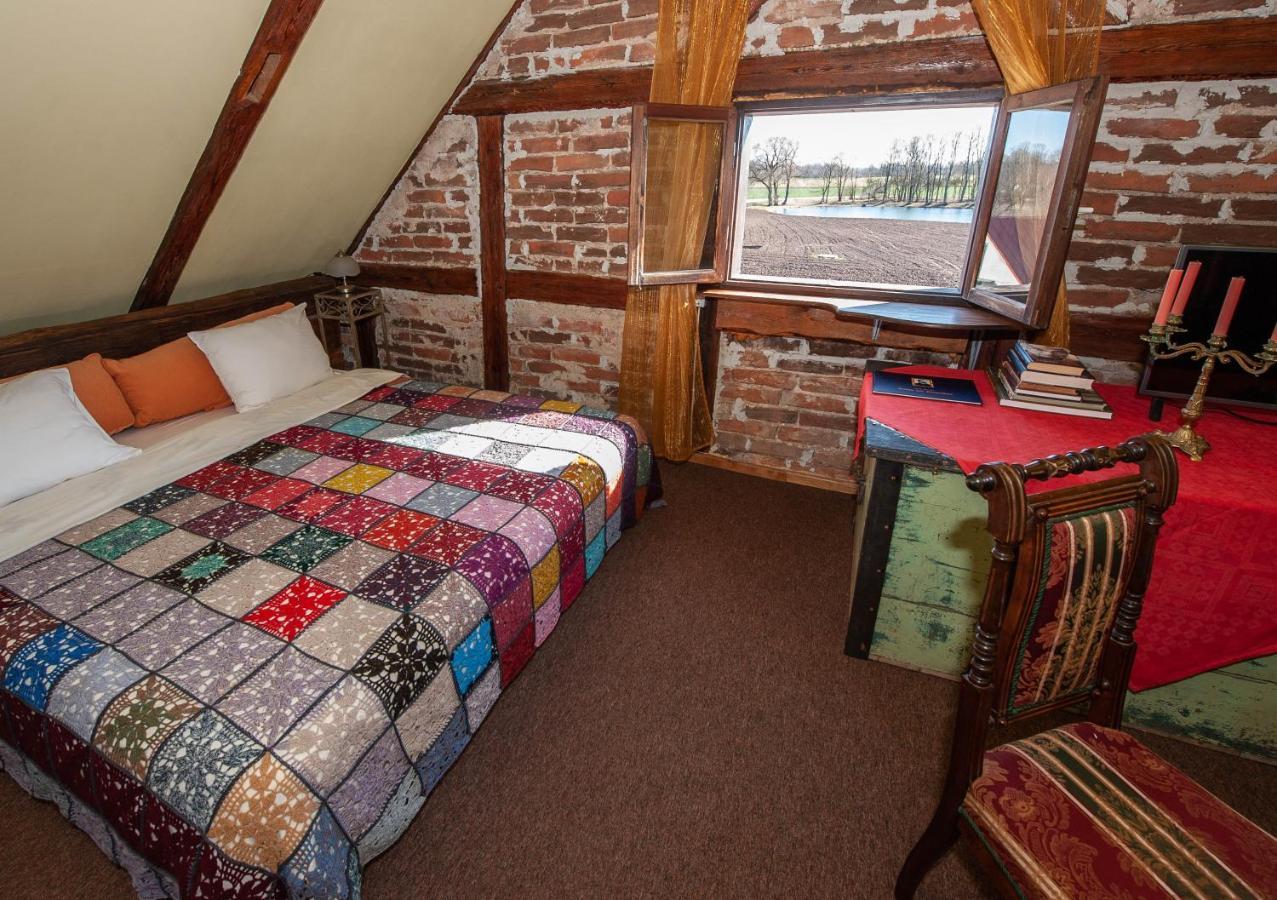 Balta Maja Hotel Pilsrundale Bagian luar foto